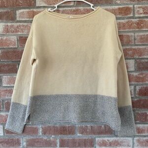 Athleta Knit Sweater 100% Wool Cream Gray Women’s Medium Classic Colorblock